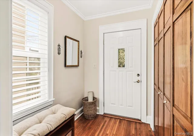 Photo 3 of Single family home for sale at 30 Astor Pl, North Hempstead, NY 11596 | MLS# 1055815 | Listing updated on 2026-10-07