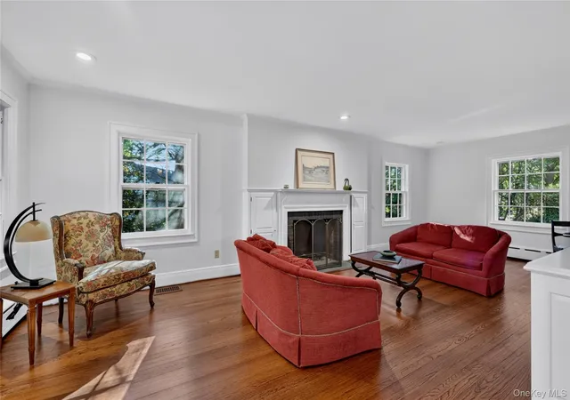 Photo 3 of Single family home for sale at 32 Eastview Ave, Pleasantville, NY 10570 | MLS# 1055819 | Listing updated on 2026-10-09