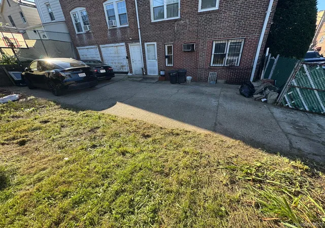 Photo 4 of House for sale at 8544 53rd Avenue, New York, NY 11373 | MLS# 1055825 | Listing updated on 2026-10-04