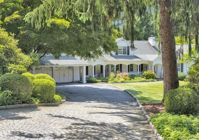 Photo 1 of Single family home for sale at 13 Sniffen Rd, North Castle, NY 10504 | MLS# 1055828 | Listing updated on 2026-10-08