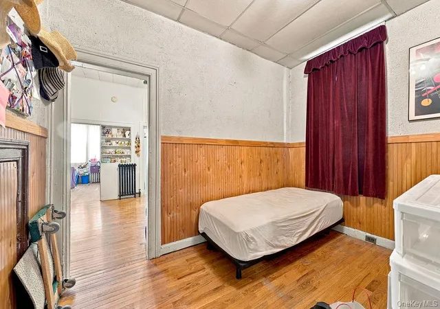 Photo 4 of House for sale at 227 Devoe St, New York, NY 11211 | MLS# 1055840 | Listing updated on 2026-09-28