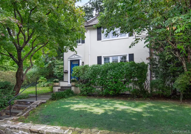 Photo 1 of Single family home for sale at 6 Beverly Rd, Eastchester, NY 10708 | MLS# 1055873 | Listing updated on 2026-10-08