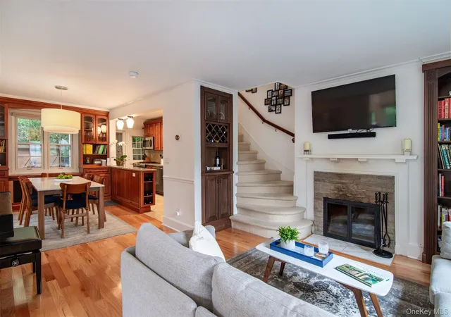 Photo 4 of Single family home for sale at 6 Beverly Rd, Eastchester, NY 10708 | MLS# 1055873 | Listing updated on 2026-10-08
