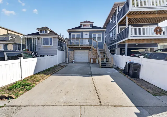 Photo 2 of Single family home for sale at 84 E Pine St, Long Beach, NY 11561 | MLS# 1055877 | Listing updated on 2026-10-08