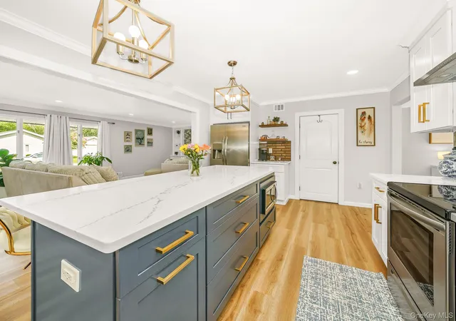 Photo 4 of Single family home for sale at 102 Inverness Rd, Islip, NY 11741 | MLS# 1055881 | Listing updated on 2026-10-01