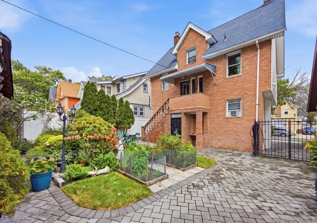 Multi family home for sale at 40-36 167, New York, NY 11358 | MLS# 1055882