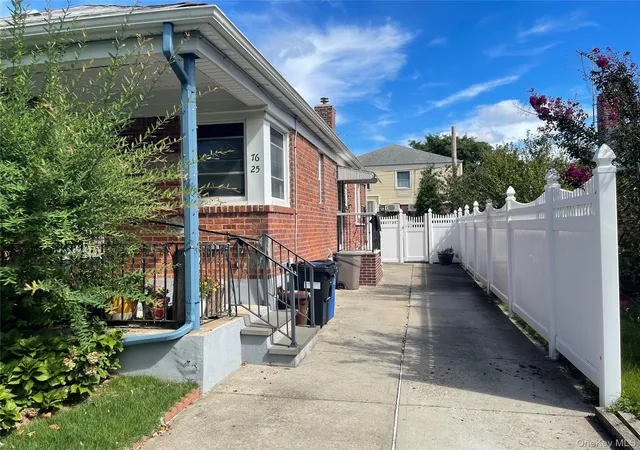 Photo 2 of Single family home for sale at 7625 250th Street, New York, NY 11426 | MLS# 1055892 | Listing updated on 2026-10-08