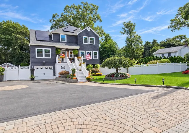 Single family home for sale at 521 Park Ave, Brookhaven, NY 11720 | MLS# 1055898