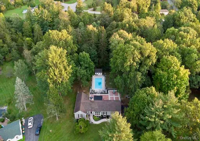 Photo 4 of Single family home for sale at 15 Merry Hl Rd, La Grange, NY 12603 | MLS# 1055904 | Listing updated on 2026-10-07