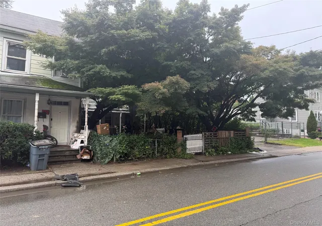 Photo 1 of Multi family home for sale at 6 Snowden Ave #4, Ossining, NY 10562 | MLS# 1055905 | Listing updated on 2026-10-01