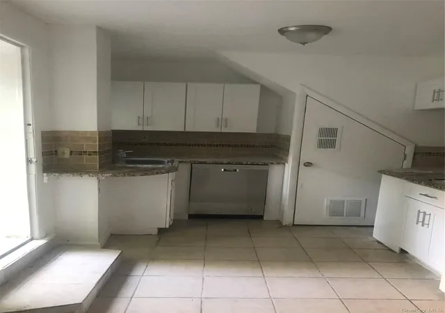 Photo 4 of House for sale at 6 Snowden Ave #4, Ossining, NY 10562 | MLS# 1055905 | Listing updated on 2026-10-01