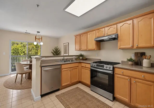 Photo 3 of Condo for sale at 19 Putters Way #9, Middletown, NY 10940 | MLS# 1055933 | Listing updated on 2026-10-01