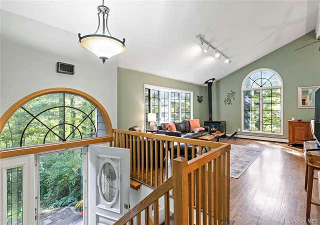 Photo 3 of Single family home for sale at 999 Cliff Ave, Yorktown, NY 10598 | MLS# 1055962 | Listing updated on 2026-10-06