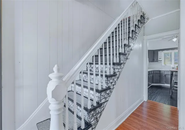 Photo 4 of Single family home for sale at 174 Foxhall Ave, Kingston, NY 12401 | MLS# 1055975 | Listing updated on 2026-09-30