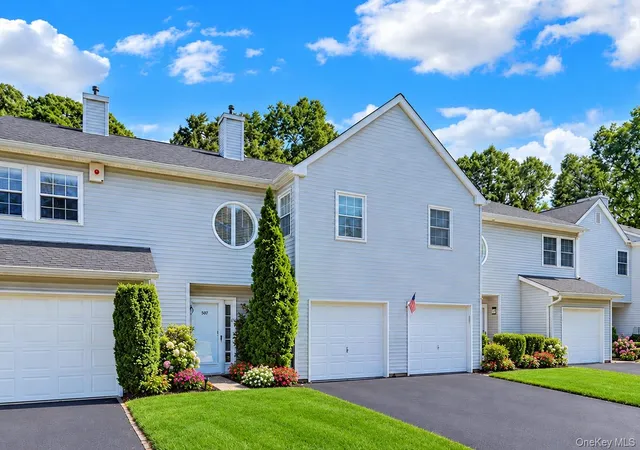 Photo 1 of Condo for sale at 305 Sara Cir, Brookhaven, NY 11776 | MLS# 1056003 | Listing updated on 2026-10-07