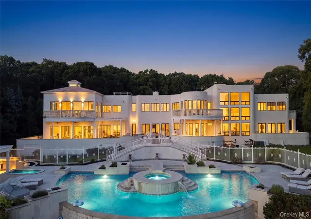 Photo 1 of Mansion for sale at 157 Cliff Rd, Brookhaven, NY 11777 | MLS# 1056005 | Listing updated on 2026-10-13