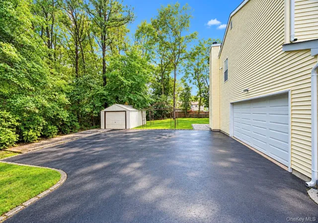Photo 3 of Single family home for sale at 344 Barton Ave, Brookhaven, NY 11772 | MLS# 1056035 | Listing updated on 2026-10-03