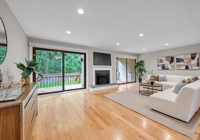 Photo 3 of Condo for sale at 8 John Bean Ct, North Hempstead, NY 11050 | MLS# 1056038 | Listing updated on 2026-09-29