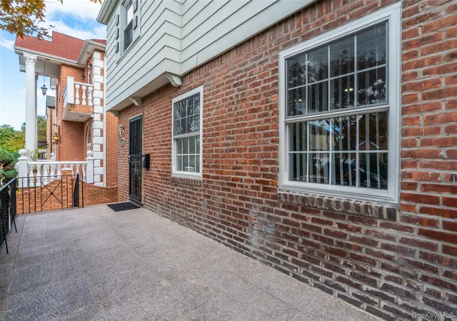 Photo 3 of Single family home for sale at 73-35 189th Street, New York, NY 11366 | MLS# 1056057 | Listing updated on 2026-10-02