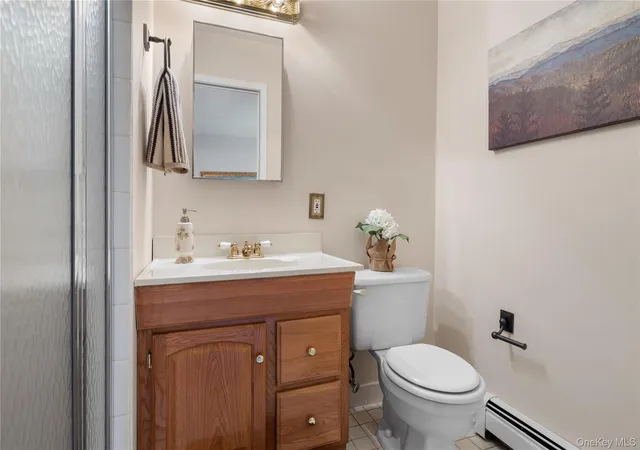 Photo 27 of Condo for sale at 4 Lyndon Ct, Islip, NY 11716 | MLS# 1056058 | Listing updated on 2026-09-29