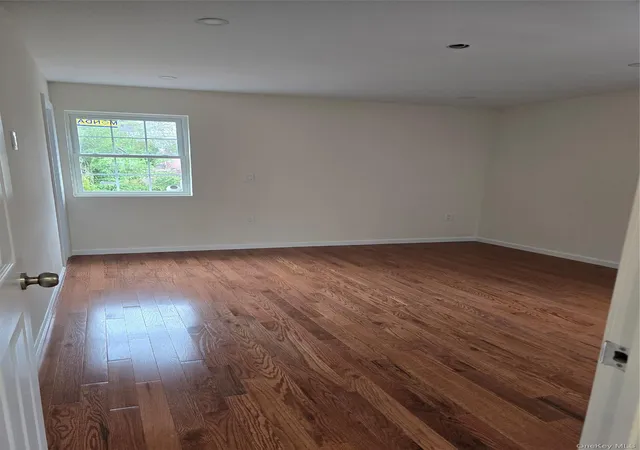 Photo 3 of House for sale at 22811 145th Avenue, New York, NY 11413 | MLS# 1056066 | Listing updated on 2026-10-06