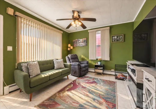Photo 4 of Single family home for sale at 3293 Lucerne St, New York, NY 10465 | MLS# 1056083 | Listing updated on 2026-09-30