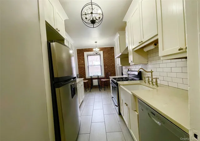 Photo 3 of House for sale at 1 Franklin Ave #5G, White Plains, NY 10601 | MLS# 1056088 | Listing updated on 2026-09-29