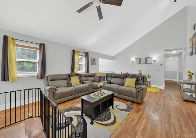 Photo 1 of Single family home for sale at 1649 State Route 32, Cornwall, NY 10930 | MLS# 1056091 | Listing updated on 2026-10-08