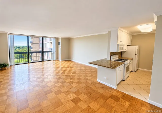 Photo 1 of House for sale at 26910 Grand Central Pkwy #10T, New York, NY 11005 | MLS# 1056110 | Listing updated on 2026-10-09