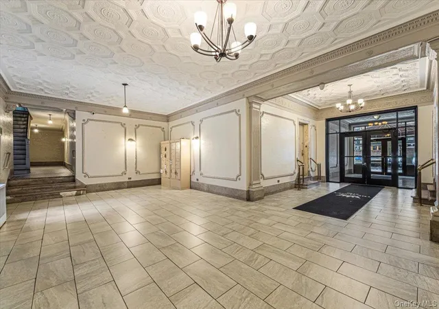 Photo 2 of House for sale at 2186 Cruger Ave #4B, New York, NY 10462 | MLS# 1056118 | Listing updated on 2026-09-29