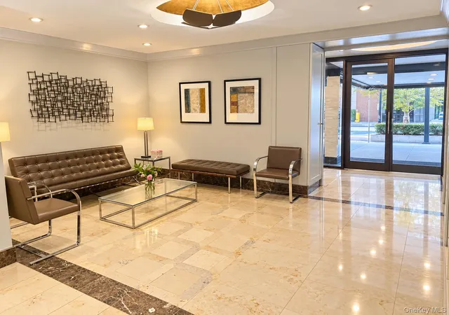 Listing Photo 4 - Condo for sale in building located at 153 E 57 Th, New York, NY 10022 - Unit #21B