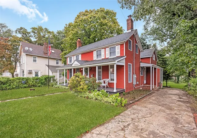 Photo 3 of Single family home for sale at 419 Ocean Ave, Hempstead, NY 11518 | MLS# 1056163 | Listing updated on 2026-10-01