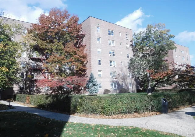 Condo for sale at 147-35 38th Avenue #B44, New York, NY 11354 | MLS# 1056167