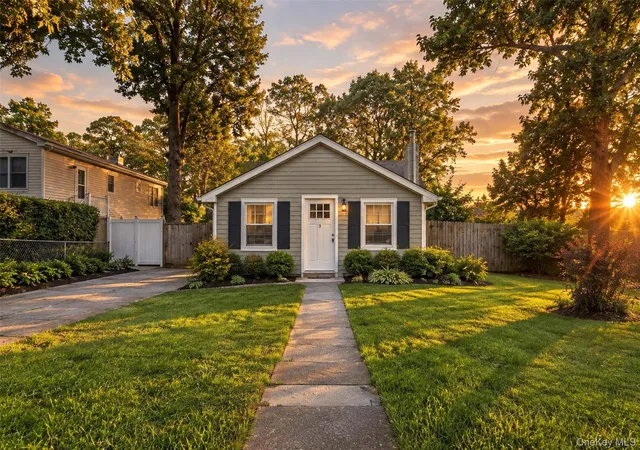 Photo 1 of Single family home for sale at 3 Elmwood Ave, Brookhaven, NY 11784 | MLS# 1056171 | Listing updated on 2026-10-06
