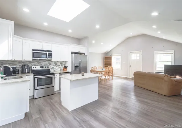 Photo 2 of Single family home for sale at 3 Elmwood Ave, Brookhaven, NY 11784 | MLS# 1056171 | Listing updated on 2026-10-06