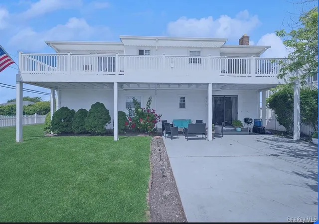Photo 3 of Single family home for sale at 54 Acapulco St, Hempstead, NY 11509 | MLS# 1056175 | Listing updated on 2026-10-06