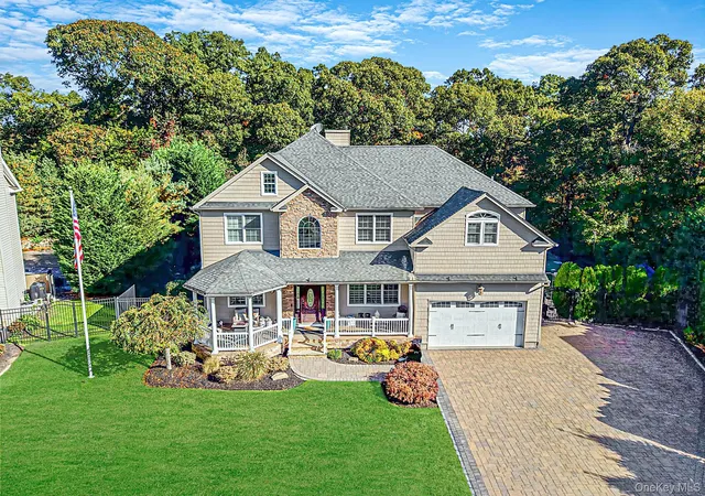 Single family home for sale at 10 Privet Ct, Smithtown, NY 11787 | MLS# 1056231