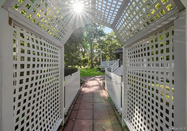 Photo 2 of Single family home for sale at 2000 Westphalia Rd, Southold, NY 11952 | MLS# 1056248 | Listing updated on 2026-10-07