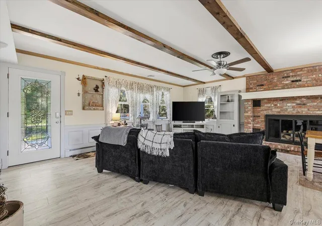 Photo 3 of Single family home for sale at 2000 Westphalia Rd, Southold, NY 11952 | MLS# 1056248 | Listing updated on 2026-10-07