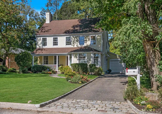 Photo 1 of Single family home for sale at 86 Summit Rd, North Hempstead, NY 11050 | MLS# 1056252 | Listing updated on 2026-10-08