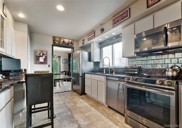 Photo 1 of Single family home for sale at 37 Bayberry Ave, Hempstead, NY 11530 | MLS# 1056255 | Listing updated on 2026-10-06