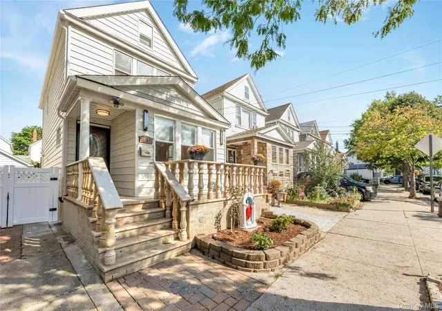 Photo 3 of Single family home for sale at 8409 107th Avenue, New York, NY 11417 | MLS# 1056273 | Listing updated on 2026-10-08