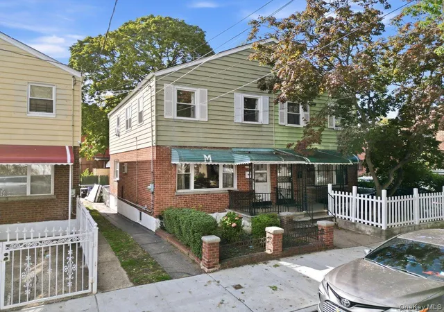 Single family home for sale at 4227 Wilder Ave, New York, NY 10466 | MLS# 1056276
