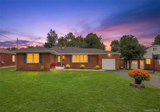 Photo 1 of Single family home for sale at 15 Breezy Knoll Dr, Newburgh (town), NY 12550 | MLS# 1056280 | Listing updated on 2026-10-02