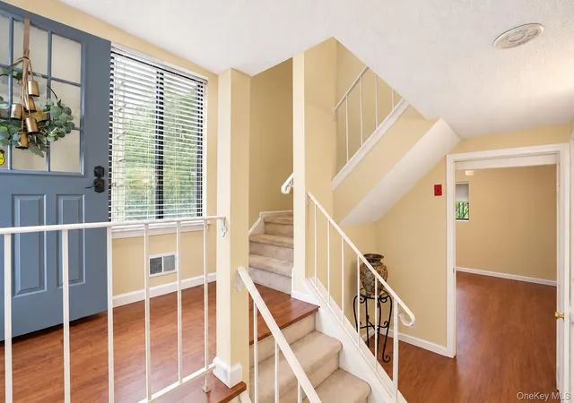 Photo 3 of Single family home for sale at 153 Treetop Cir, Clarkstown, NY 10954 | MLS# 1056285 | Listing updated on 2026-10-07