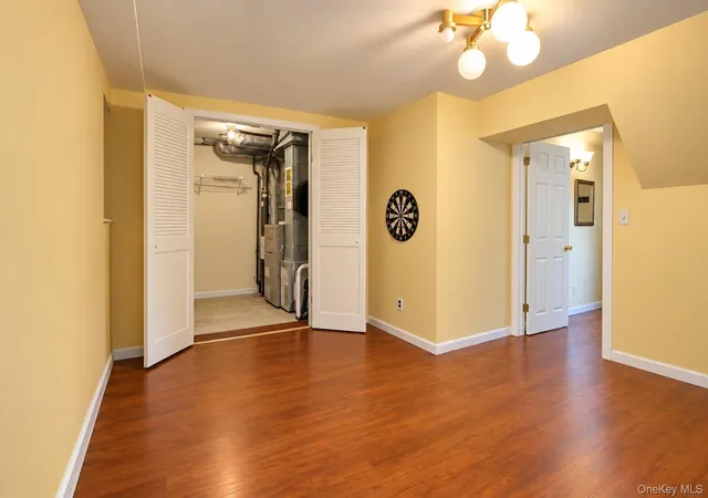 Photo 3 of Single family home for sale at 153 Treetop Cir, Clarkstown, NY 10954 | MLS# 1056285 | Listing updated on 2026-10-07