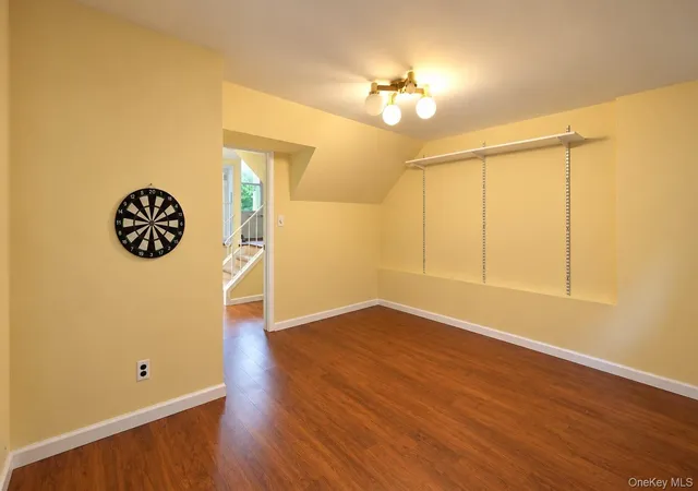 Photo 4 of Single family home for sale at 153 Treetop Cir, Clarkstown, NY 10954 | MLS# 1056285 | Listing updated on 2026-10-07