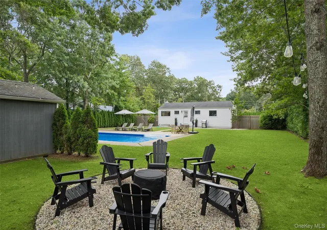 Photo 3 of Single family home for sale at 138 W Tiana Rd, Southampton, NY 11946 | MLS# 1056297 | Listing updated on 2026-10-08