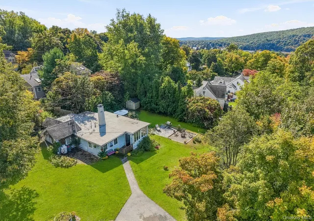 Photo 3 of Single family home for sale at 37 Woodstock Rd, Kent, NY 10512 | MLS# 1056310 | Listing updated on 2026-10-01