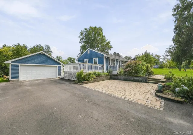 Photo 2 of Single family home for sale at 112 Lippincott Rd, Shawangunk, NY 12589 | MLS# 1056336 | Listing updated on 2026-09-30